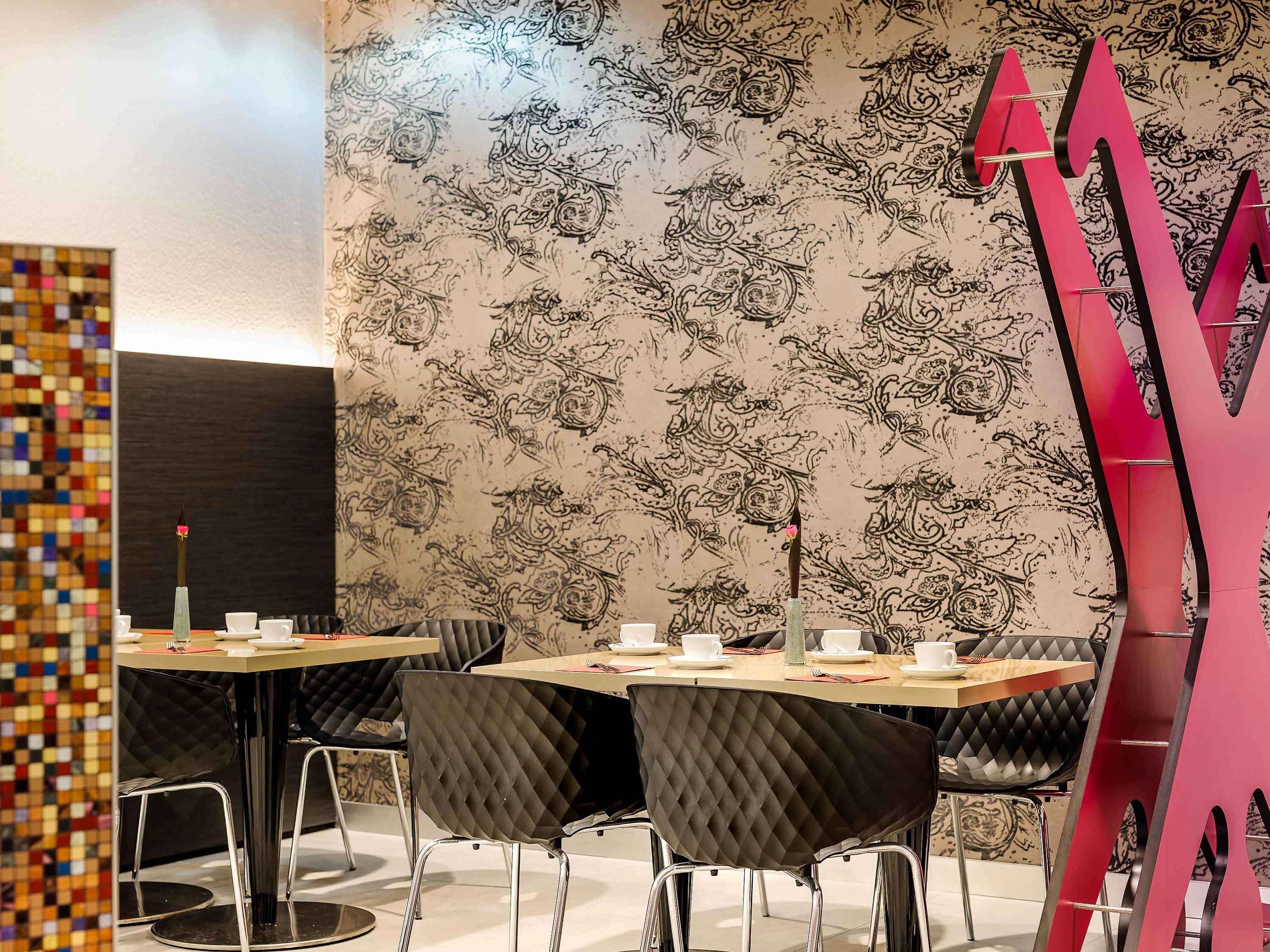 Mercure Hotel Duesseldorf Zentrum Экстерьер фото