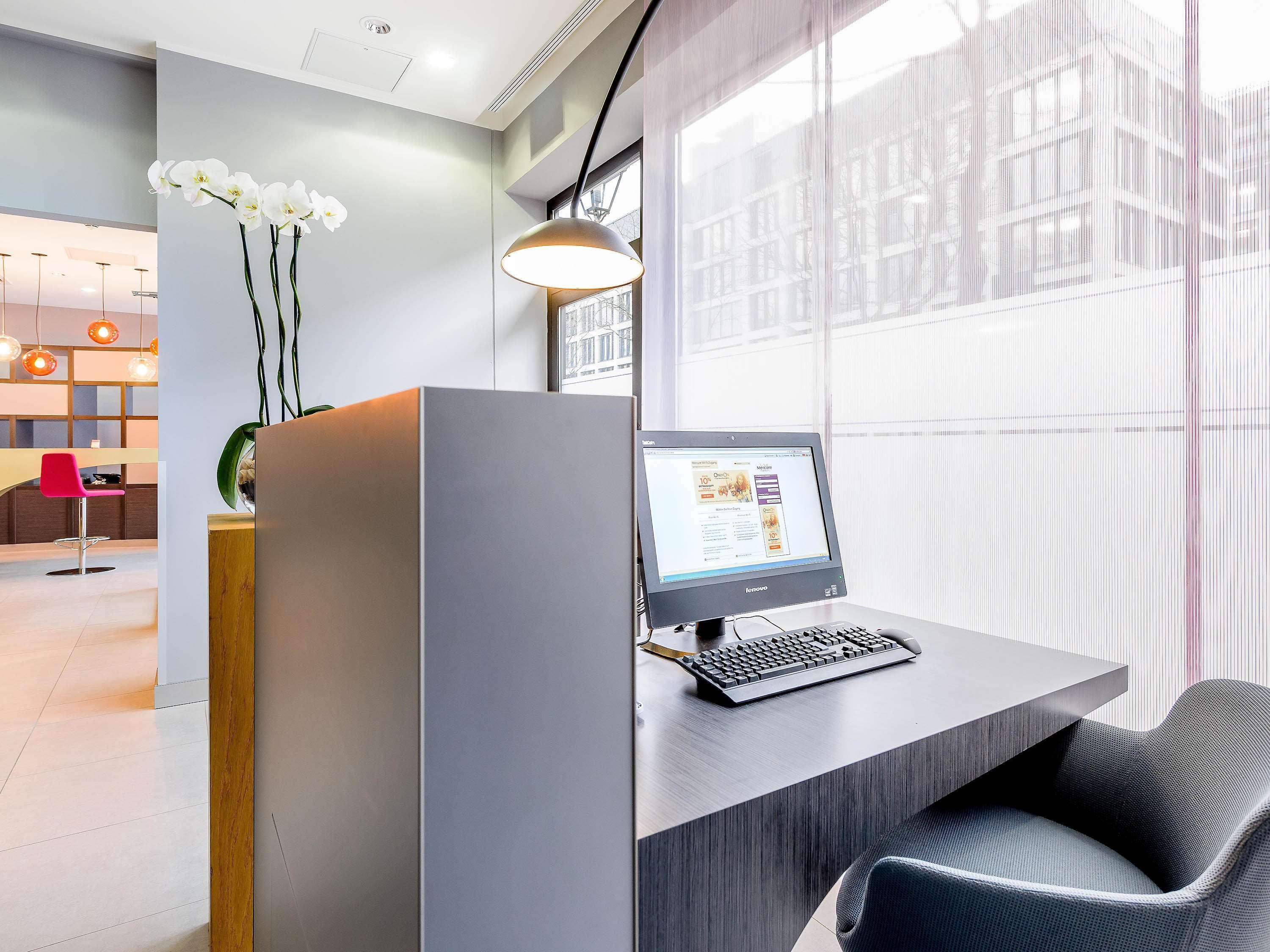 Mercure Hotel Duesseldorf Zentrum Экстерьер фото
